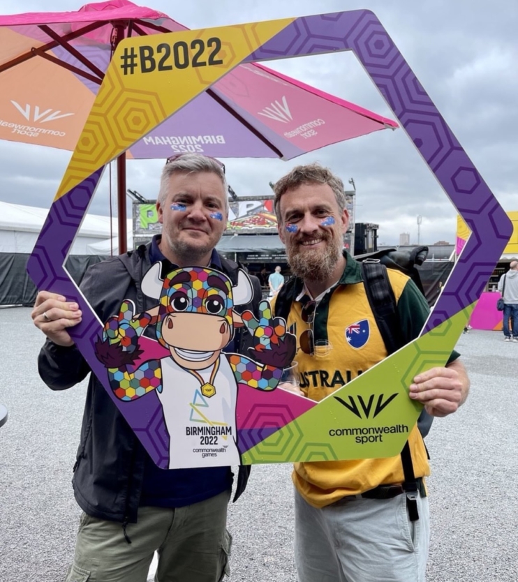 Ben Jones and an Australian supporter at the Birmingham 2022 Commonwealth Games